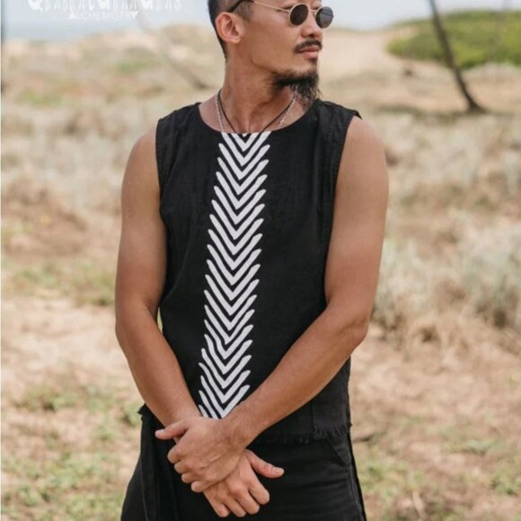 Chintamani Alchemistry Organic Cotton Sleeveless Men Frog Top, Medium - Picture 4 of 12